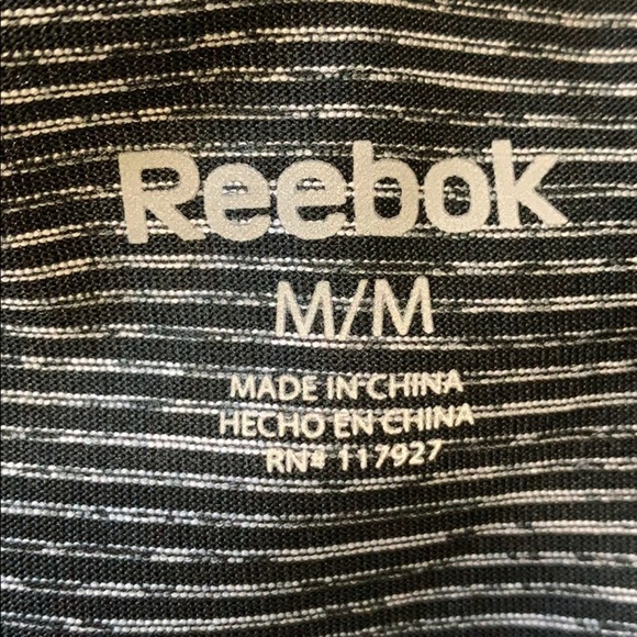 Reebok V Neck Wicking Workout Tee Size M - Picture 4 of 5